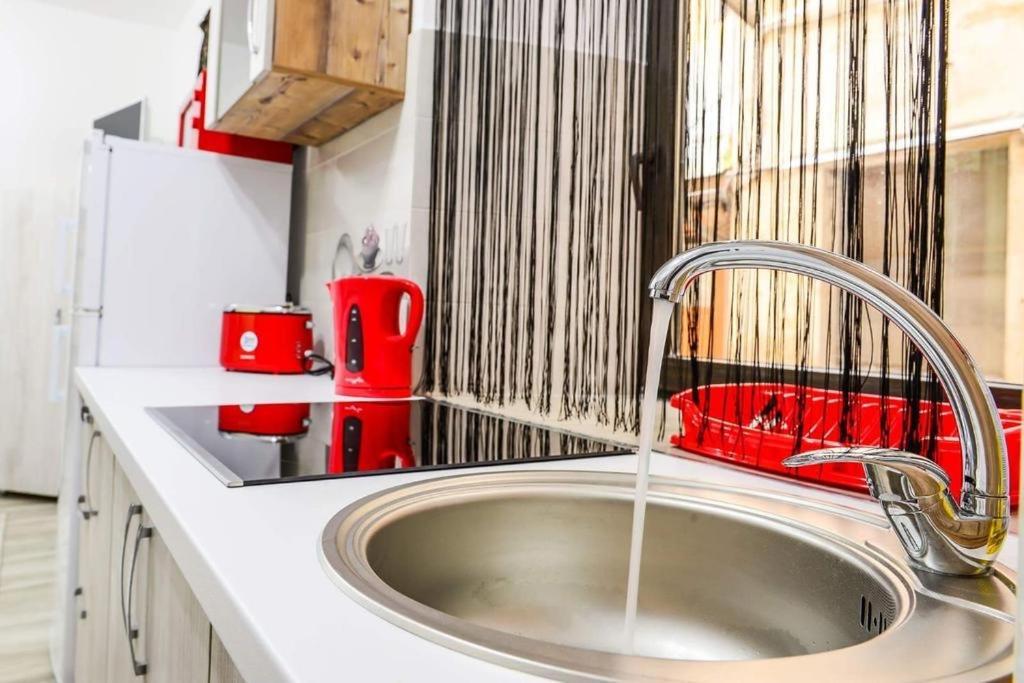 Mary Apartment Old Town Brasov Luaran gambar