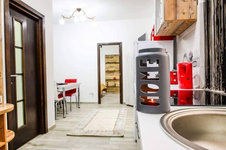 Mary Apartment Old Town Brasov Luaran gambar